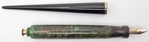 ITEM #5655 6596: PARKER ART DECO PATTERN DESK SET. FOUNTAIN PEN IS DUOFOLD JUNIOR IN JADE GREEN BUTTON FILLER. NIB IS 14K IN BROAD. 
